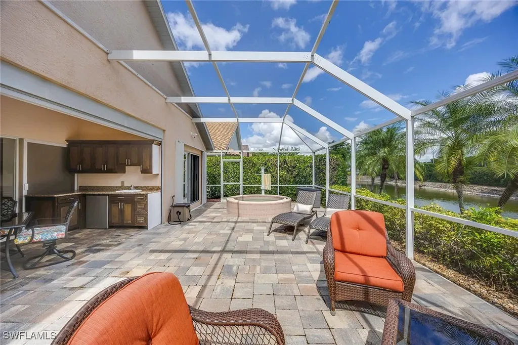 8468 Indian Wells Way Naples FL 34113