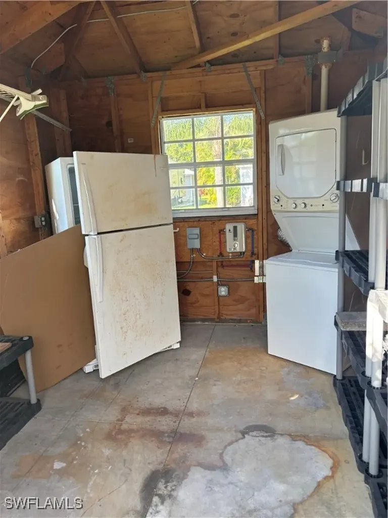 10002 Parkwood Drive Fort Myers FL 33905