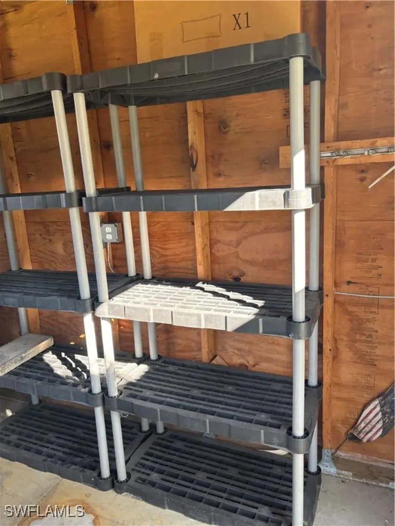 10002 Parkwood Drive Fort Myers FL 33905