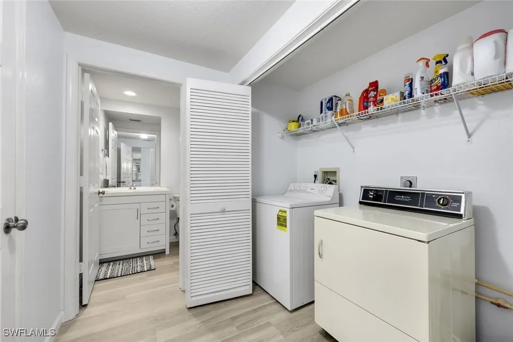 6030 Chardonnay Lane Naples FL 34119