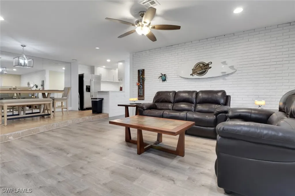 159 Teryl Road Naples FL 34112