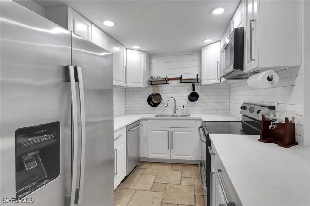 159 Teryl Road Naples FL 34112