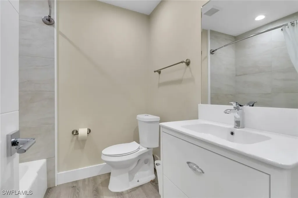 159 Teryl Road Naples FL 34112