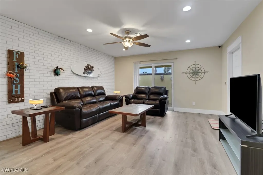 159 Teryl Road Naples FL 34112