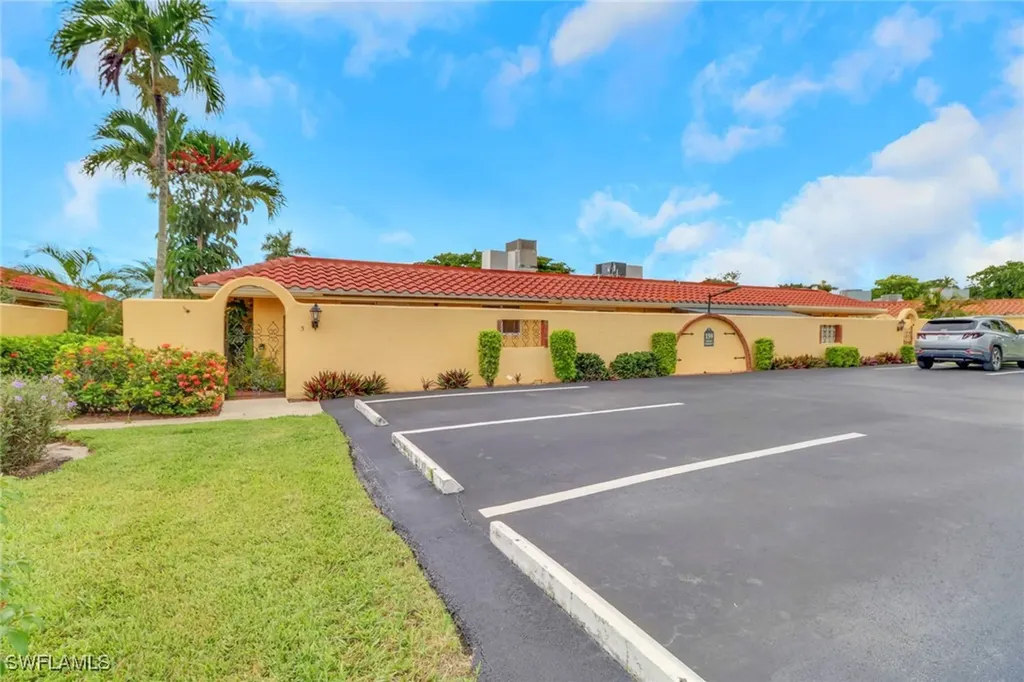 159 Teryl Road Naples FL 34112