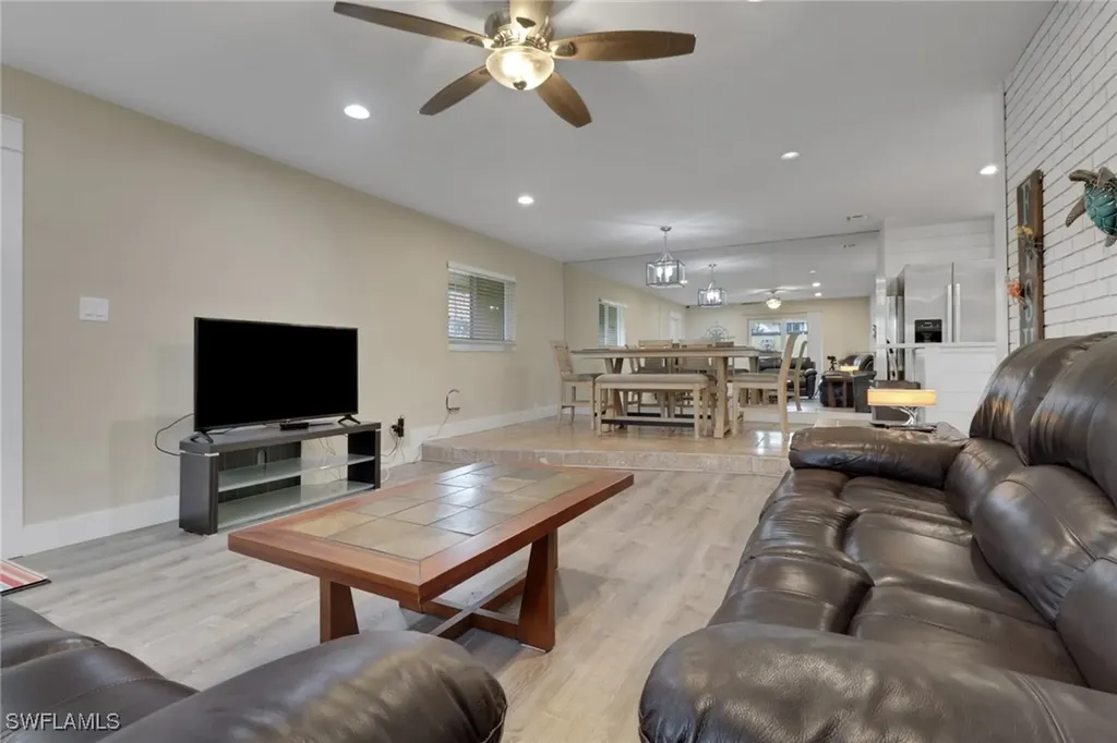 159 Teryl Road Naples FL 34112