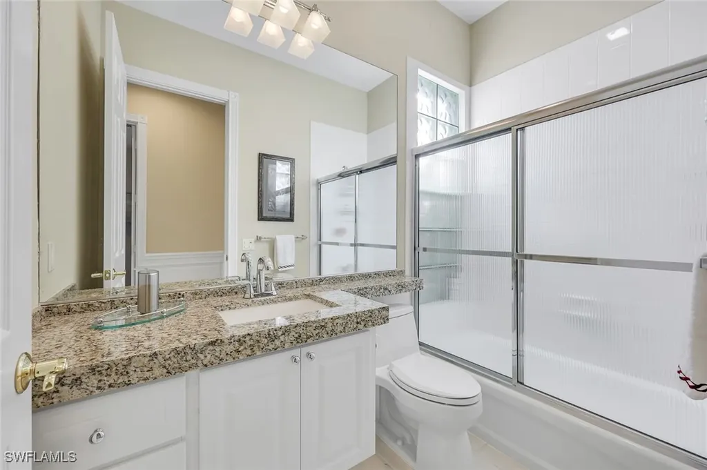 5296 Hawkesbury Way Naples FL 34119