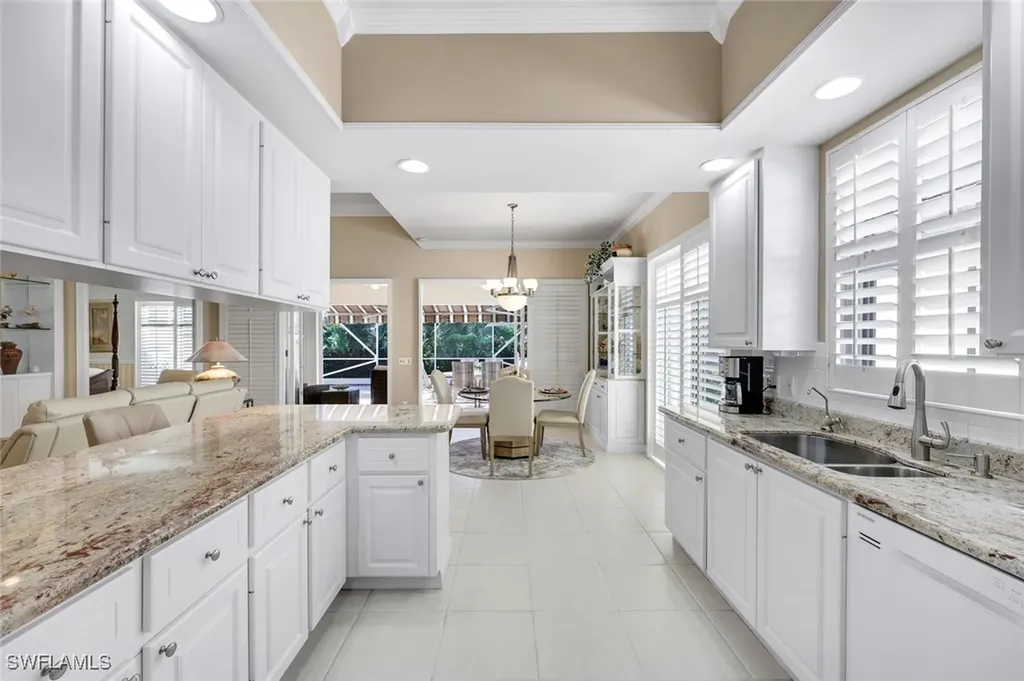 5296 Hawkesbury Way Naples FL 34119