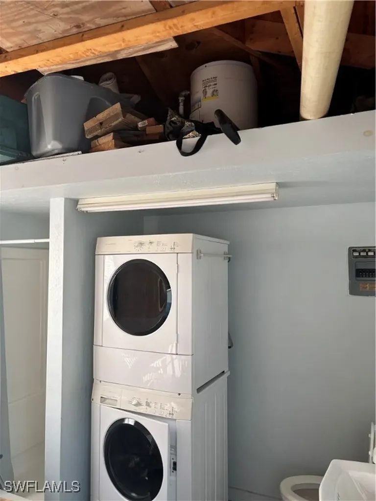 5890 Maplewood Court Fort Myers FL 33905