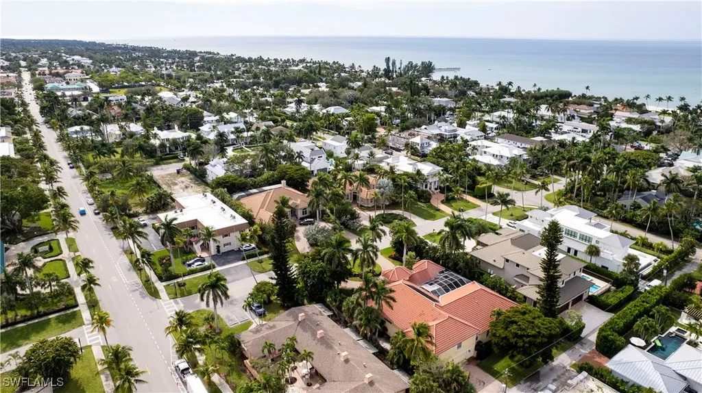 940 3rd Street S Naples FL 34102
