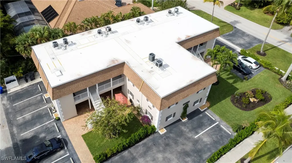 940 3rd Street S Naples FL 34102