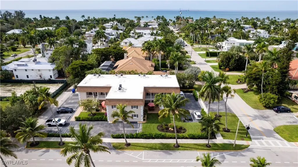 940 3rd Street S Naples FL 34102