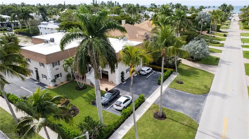 940 3rd Street S Naples FL 34102