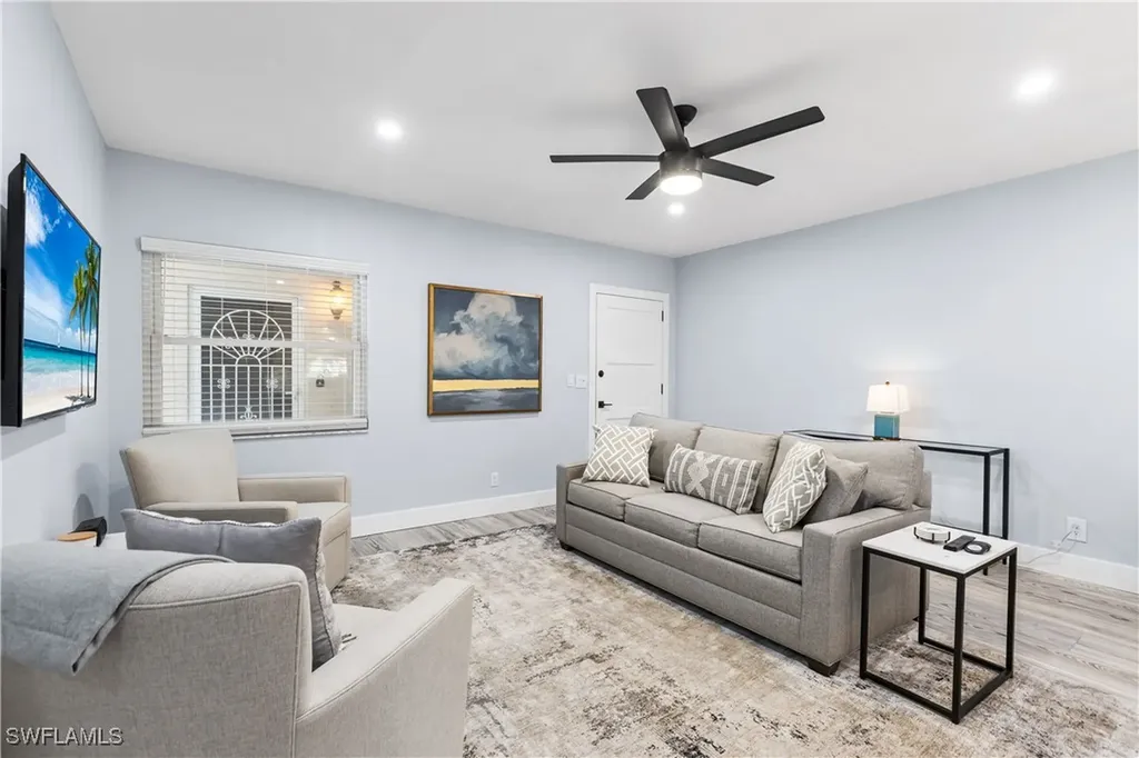 940 3rd Street S Naples FL 34102