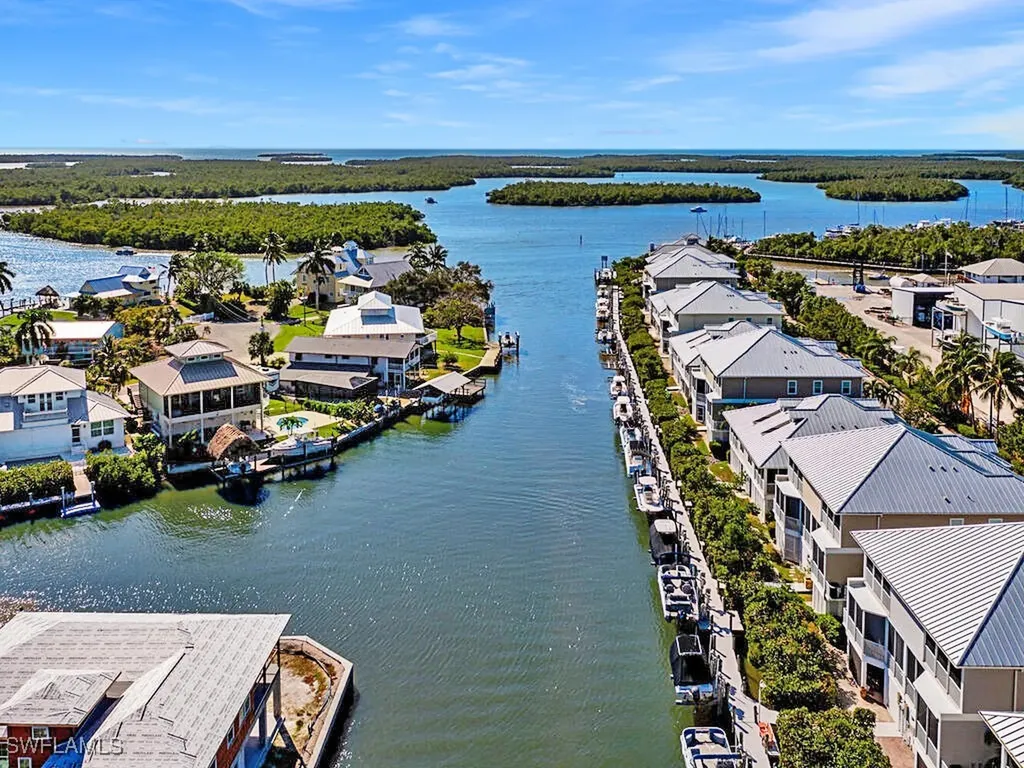 366 Angler Drive Goodland FL 34140