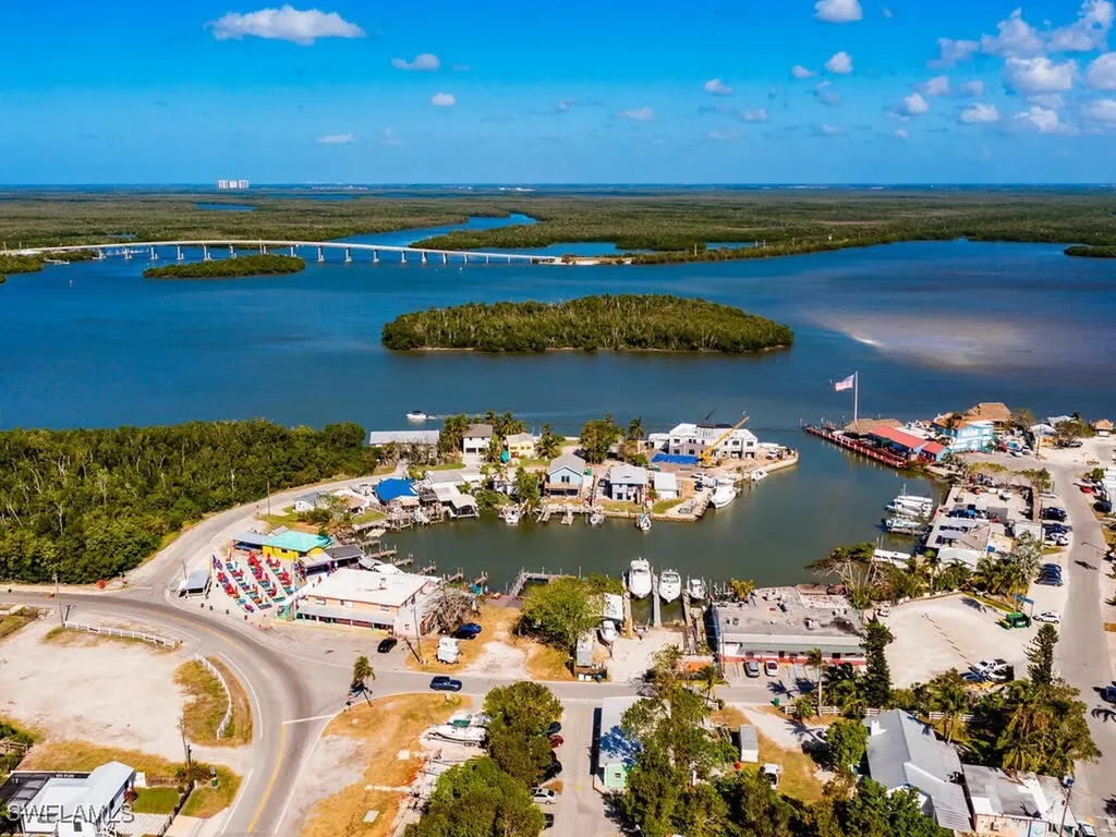 366 Angler Drive Goodland FL 34140