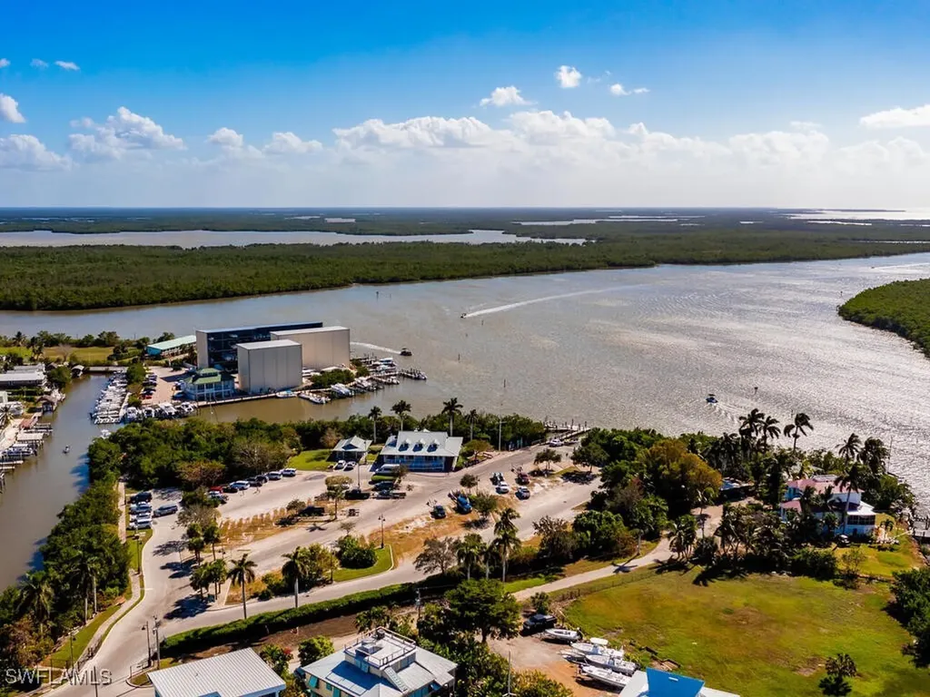 366 Angler Drive Goodland FL 34140