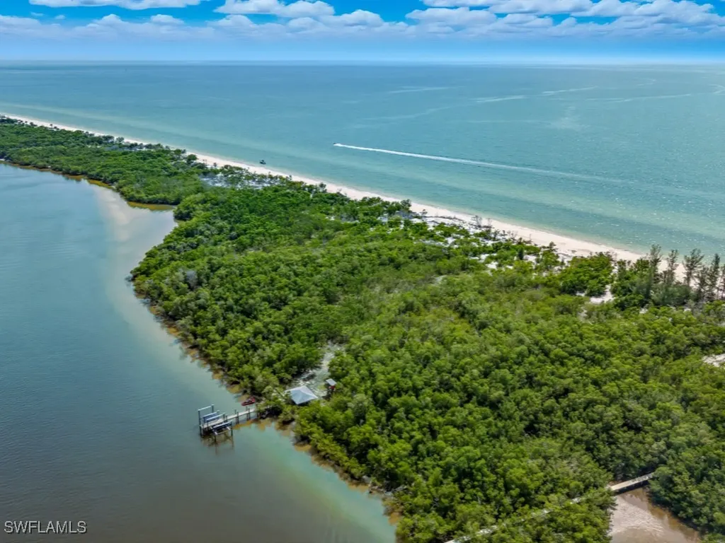 11799 Keewaydin Naples FL 34113
