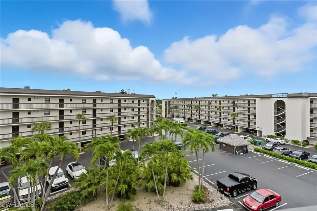 1023 Anglers Cove Marco Island FL 34145