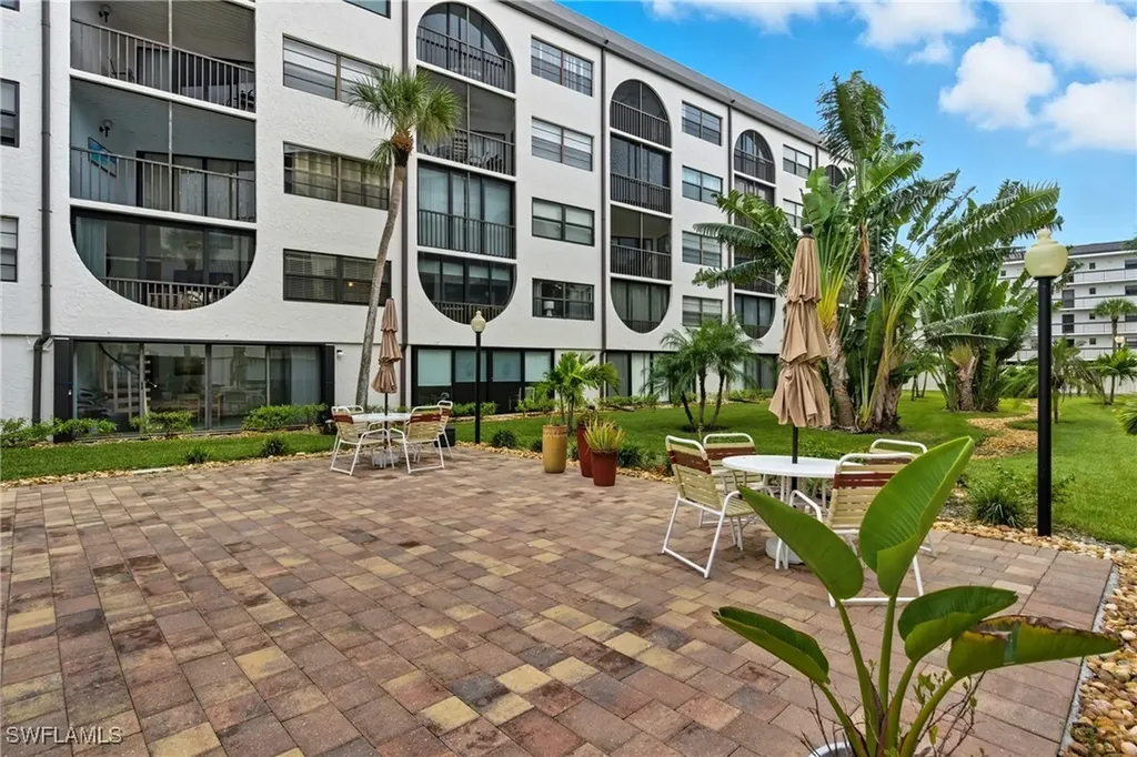1023 Anglers Cove Marco Island FL 34145