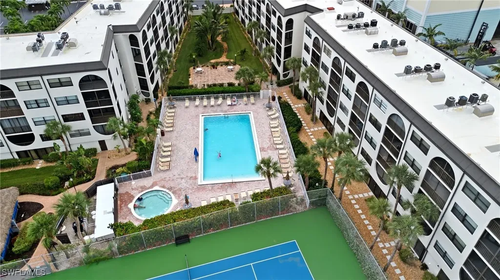 1023 Anglers Cove Marco Island FL 34145