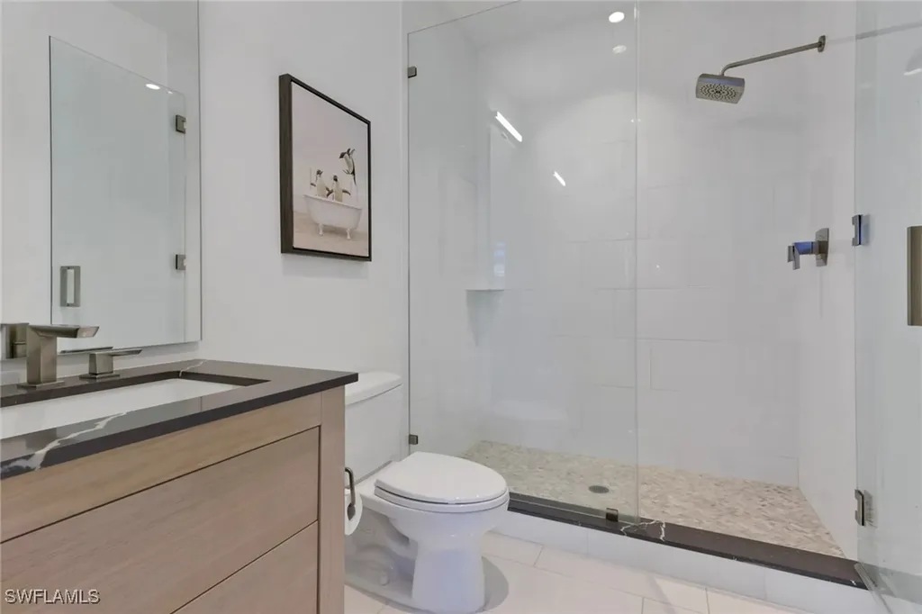 850 Central Avenue Naples FL 34102