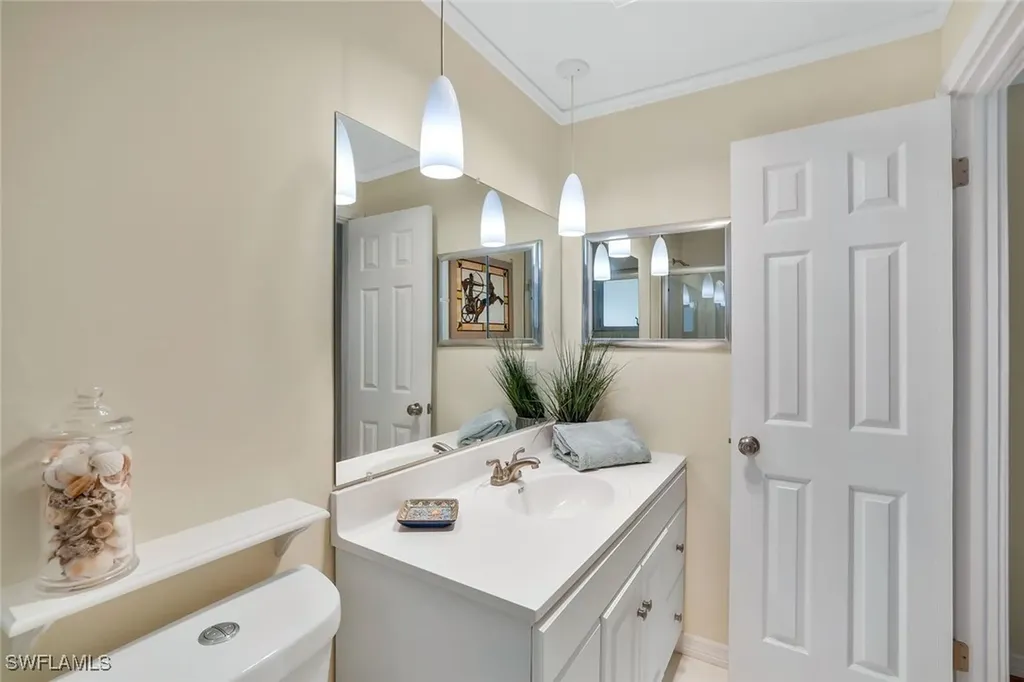 9 Hackney Lane Naples FL 34112