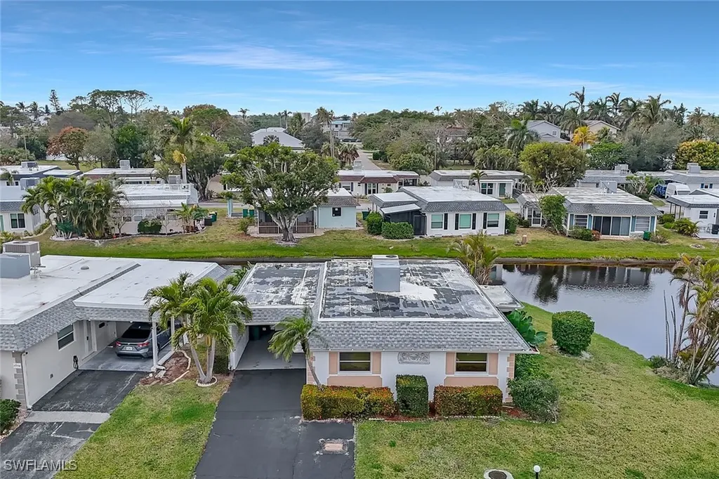 9 Hackney Lane Naples FL 34112