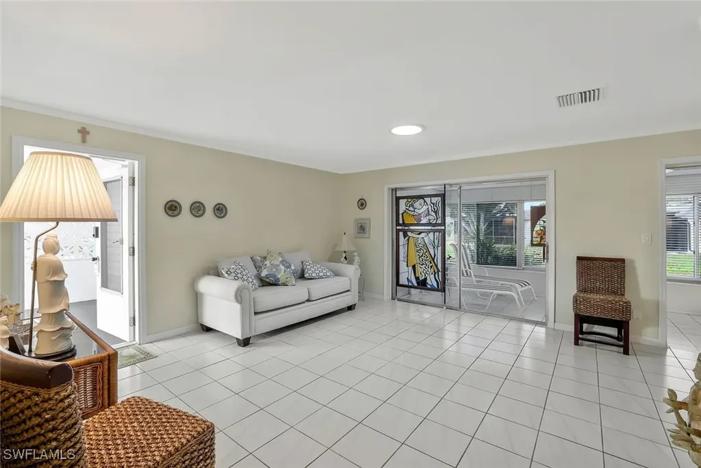 9 Hackney Lane Naples FL 34112