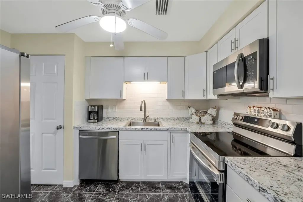 9 Hackney Lane Naples FL 34112