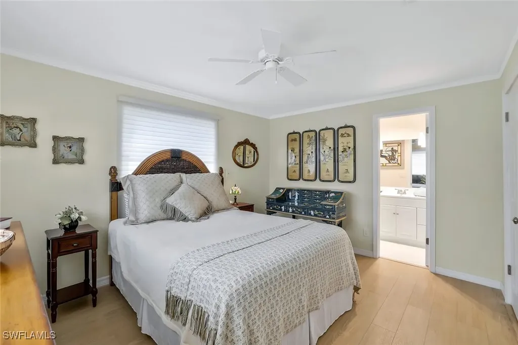 9 Hackney Lane Naples FL 34112