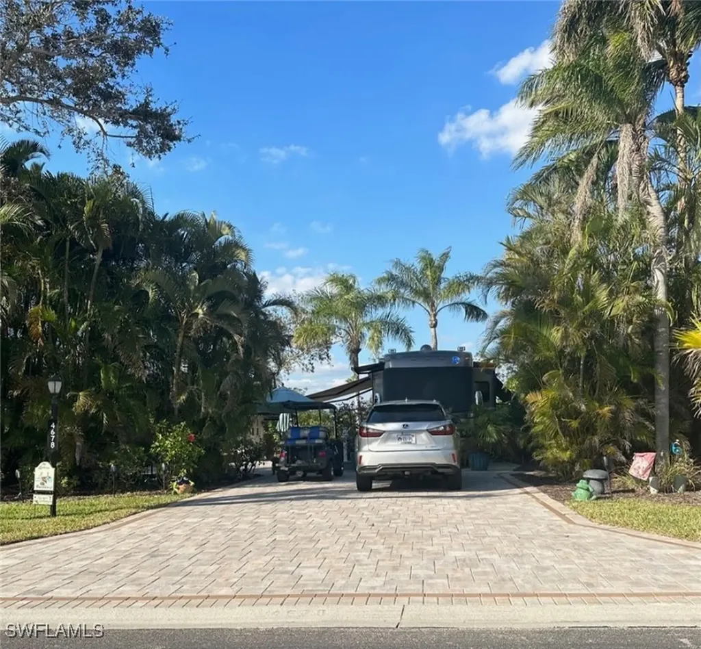 4678 Southern Breeze Drive Naples FL 34114