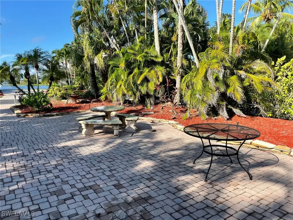 4682 Southern Breeze Drive Naples FL 34114