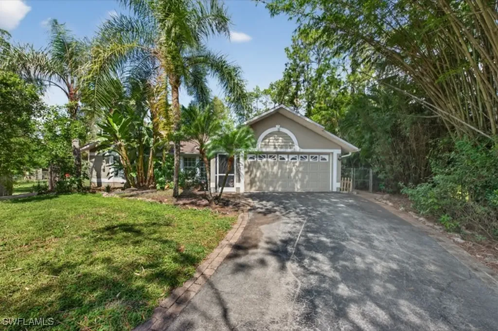 3821 Golden Gate Boulevard E Naples FL 34120
