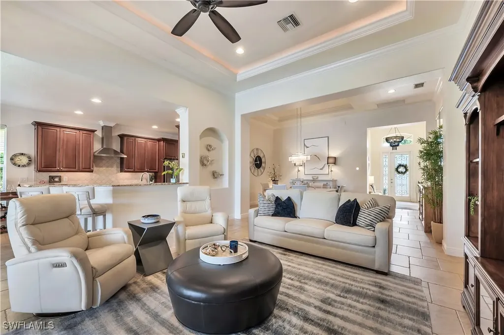 7802 Martino Circle Naples FL 34112