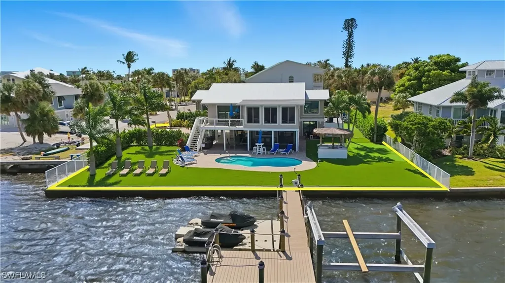 205 Bayview Avenue Fort Myers Beach FL 33931