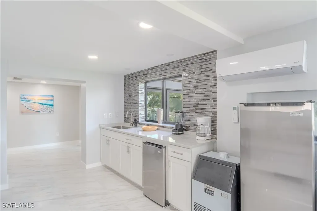 205 Bayview Avenue Fort Myers Beach FL 33931
