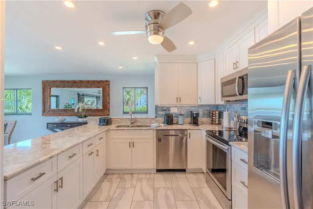 205 Bayview Avenue Fort Myers Beach FL 33931