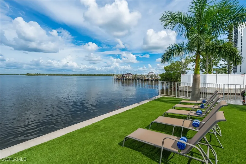 205 Bayview Avenue Fort Myers Beach FL 33931