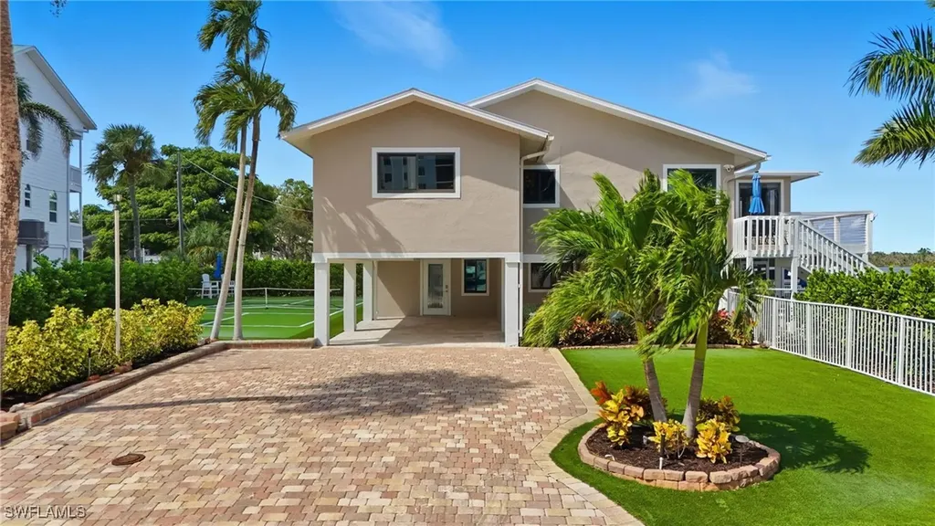 205 Bayview Avenue Fort Myers Beach FL 33931