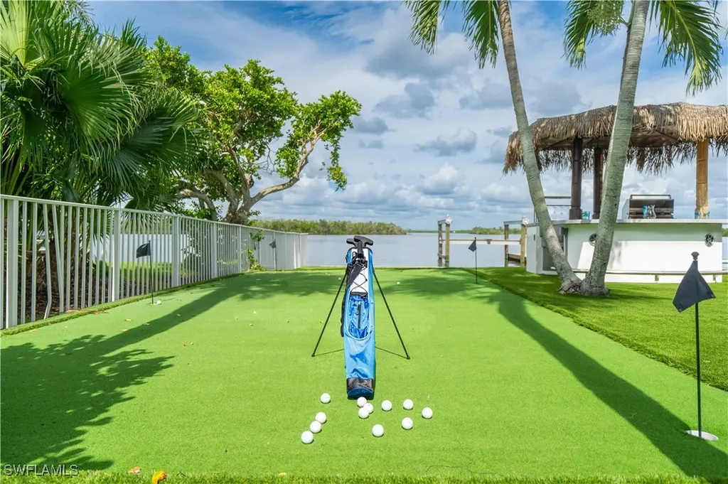 205 Bayview Avenue Fort Myers Beach FL 33931