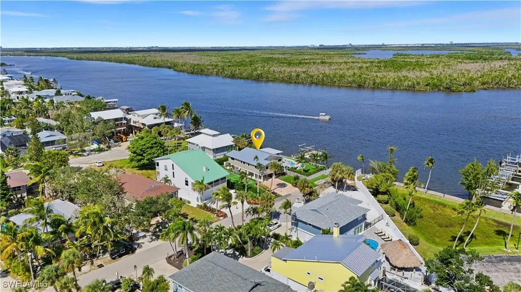 205 Bayview Avenue Fort Myers Beach FL 33931