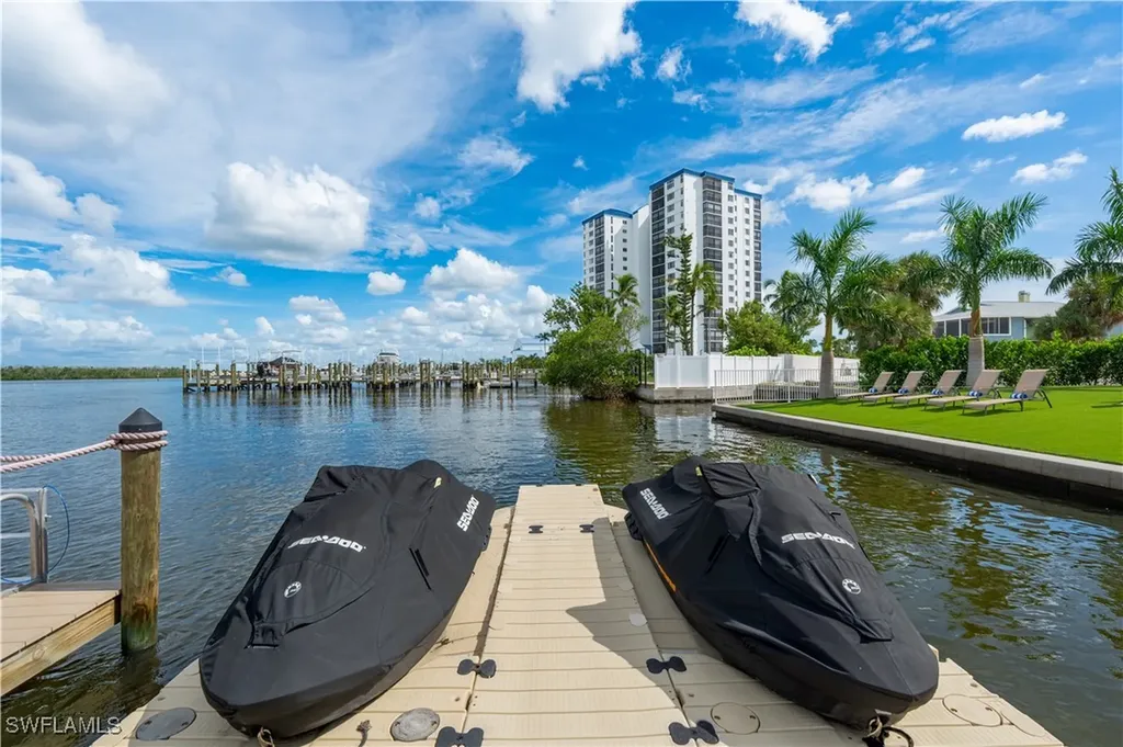 205 Bayview Avenue Fort Myers Beach FL 33931