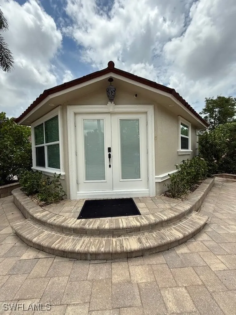 4826 Southern Breeze Drive Naples FL 34114