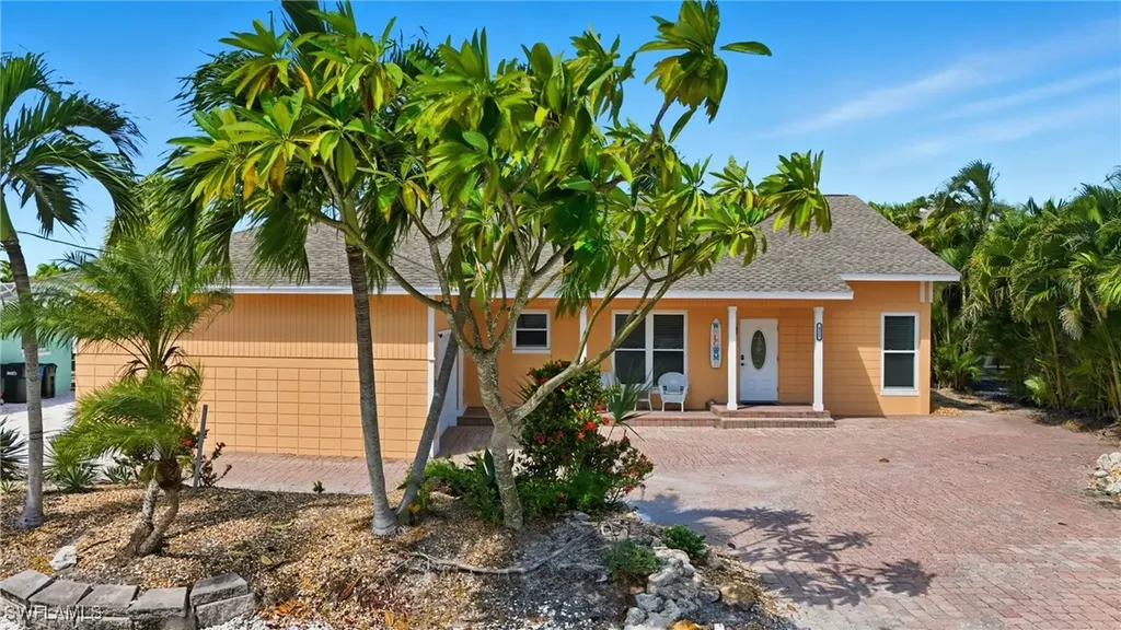 421 Connecticut Street Fort Myers Beach FL 33931