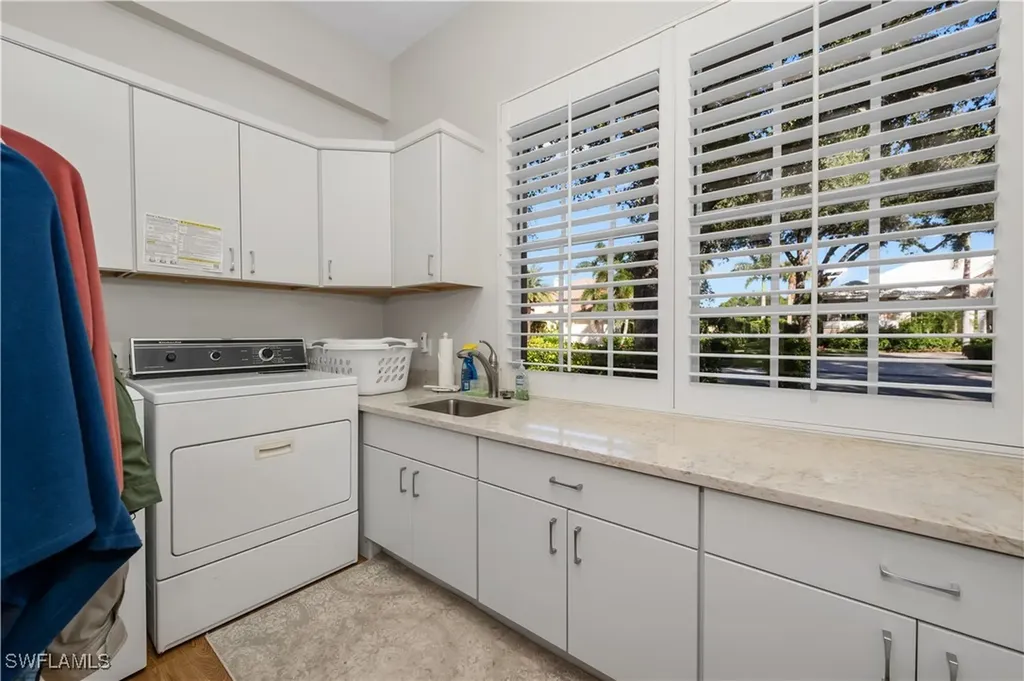 413 Rosemeade Lane Naples FL 34105