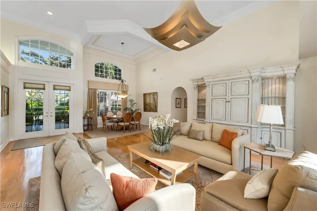 413 Rosemeade Lane Naples FL 34105