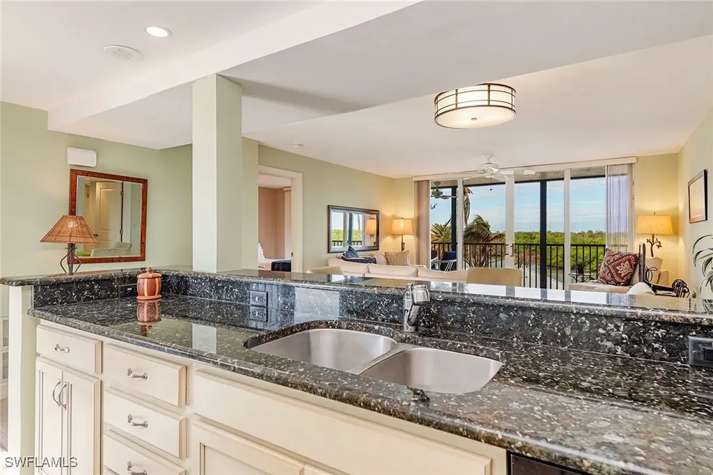 17 Bluebill Avenue Naples FL 34108