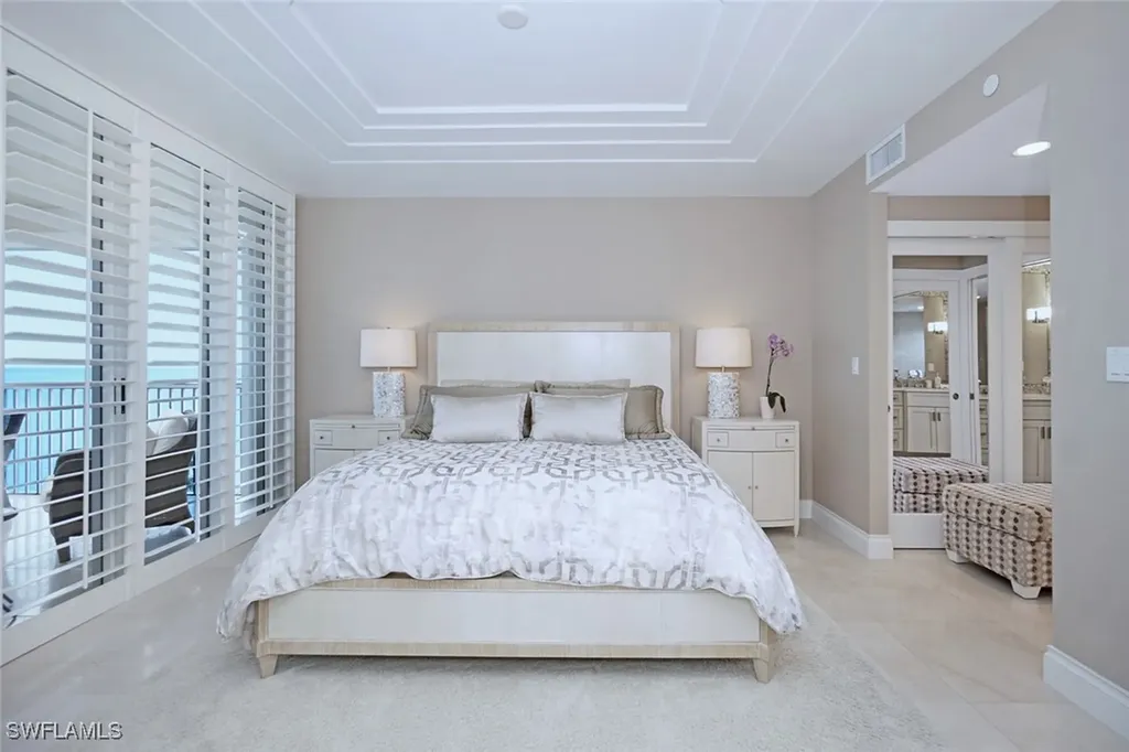 9577 Gulf Shore Drive W Naples FL 34108