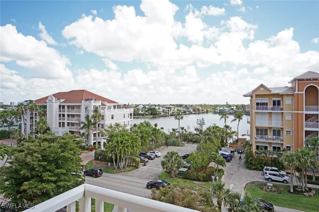 9577 Gulf Shore Drive W Naples FL 34108